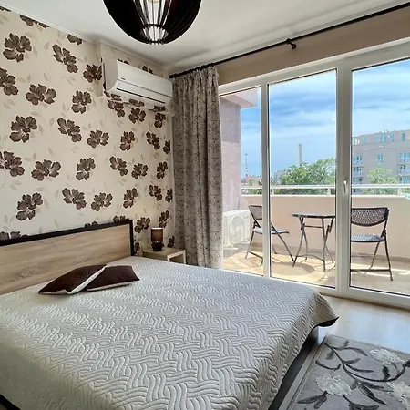 Bratanov Asteria Family Апартаменты