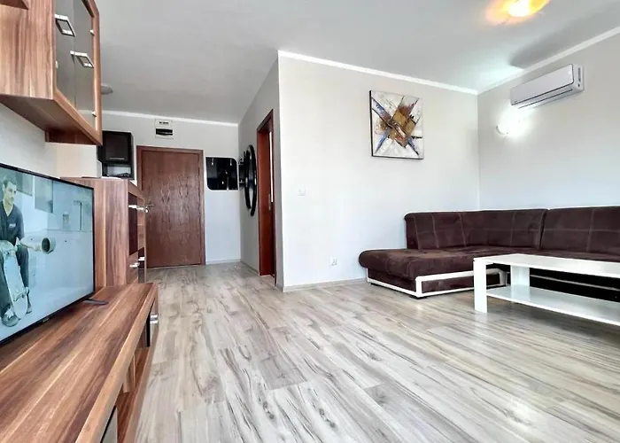 Apartament Bratanov Asteria Family