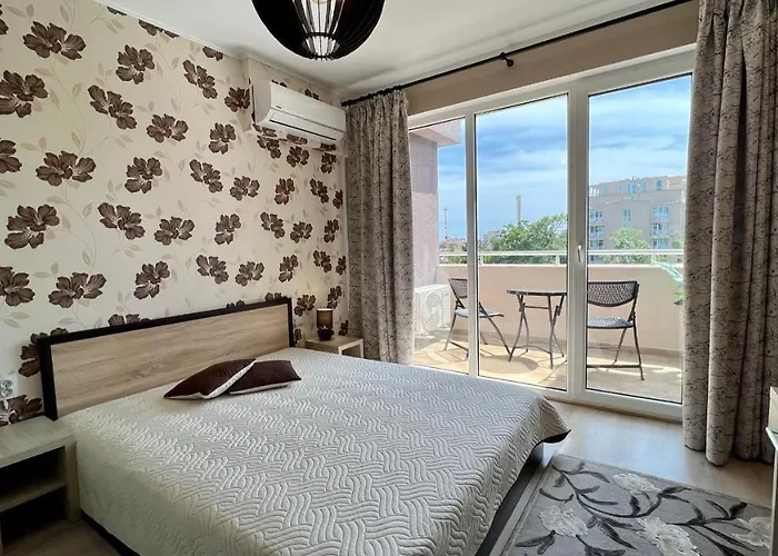 Bratanov Asteria Family Apartament