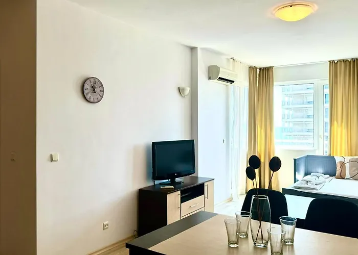 Bratanov Asteria Family *