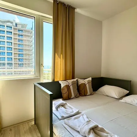 Bratanov Asteria Family