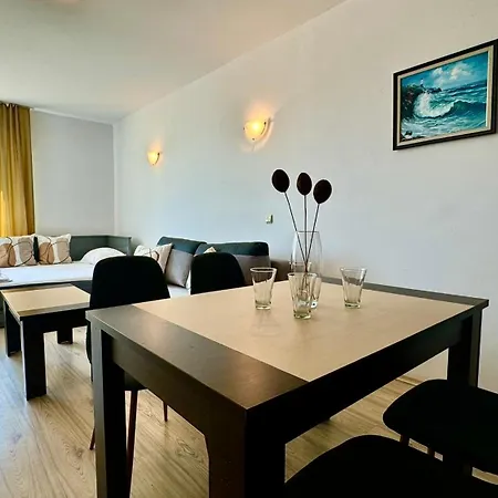 Apartamento Bratanov Asteria Family