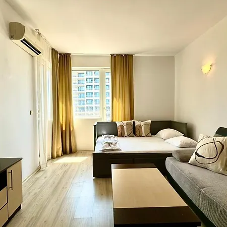 Bratanov Asteria Family Apartment Sunny Beach