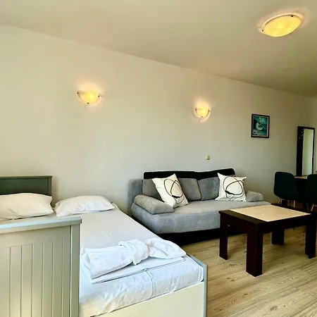 Bratanov Asteria Family * 써니비치