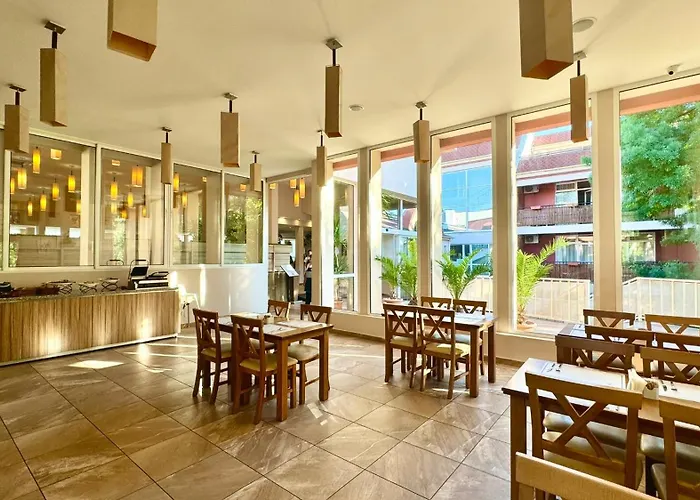 Daire Bratanov Asteria Family *